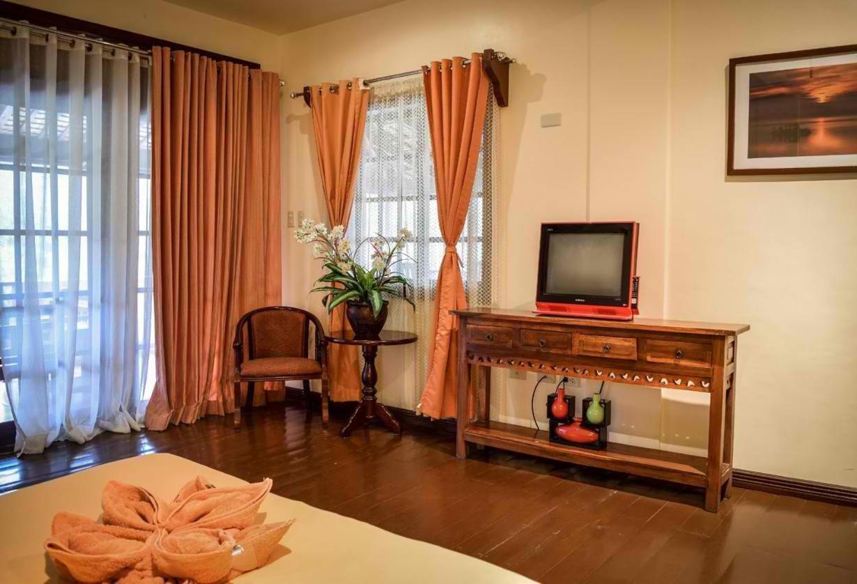 Tribal Hills Mountain Resort Пуерто Галера Екстериор снимка