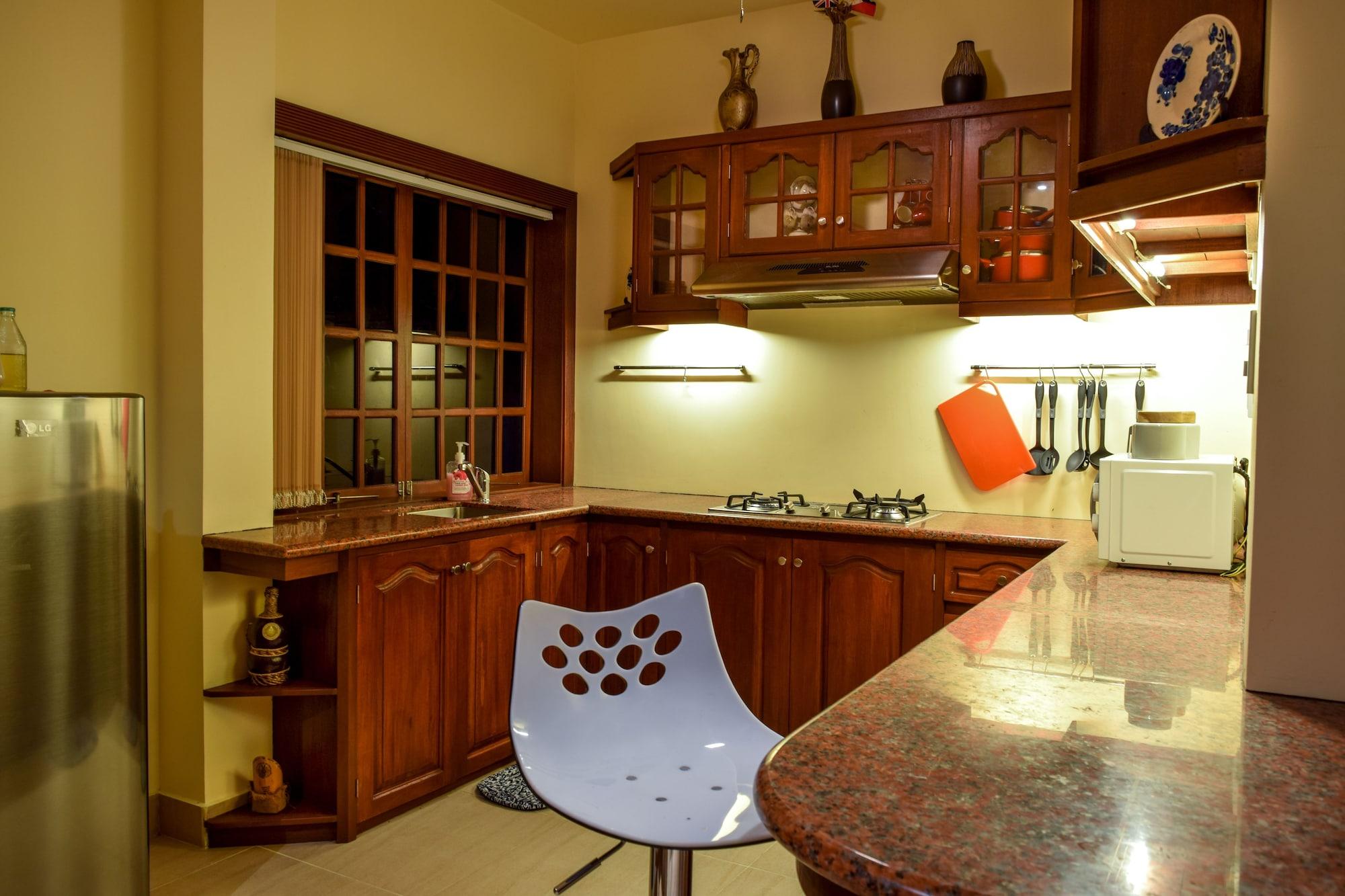 Tribal Hills Mountain Resort Пуерто Галера Екстериор снимка